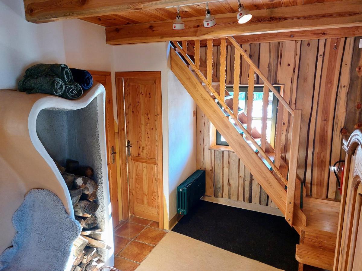 Chalet Boruvka - Biofarma Na Samote V Lesich Benesov  Экстерьер фото